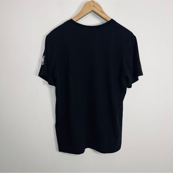 Nike x NBA Chicago Bulls City Edition Textured Logo Tee M - Picture 7 of 7